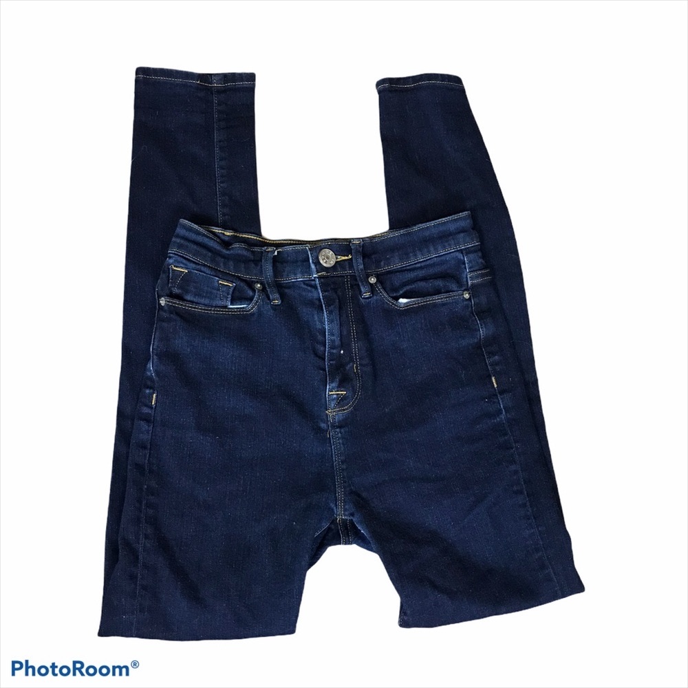 BDG Super High Rise Twig Dark Wash Jeans 25